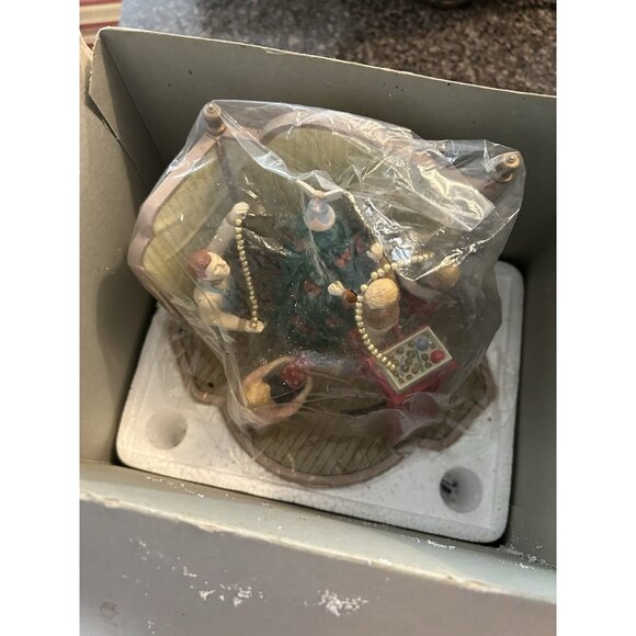 Trim A Home Trimming the Tree Animated Musical Christmas Decoration with box - Picture 4 of 4